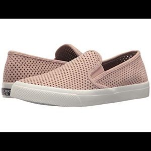 Sperry Seaside Perf Size 8.5